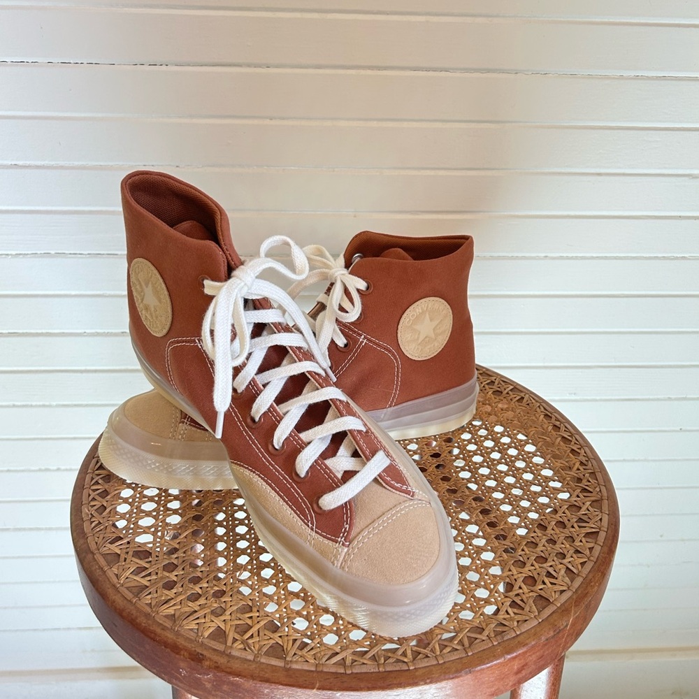 Converse Chuck 70 Marquis High Top women’s size 9.5 never worn.